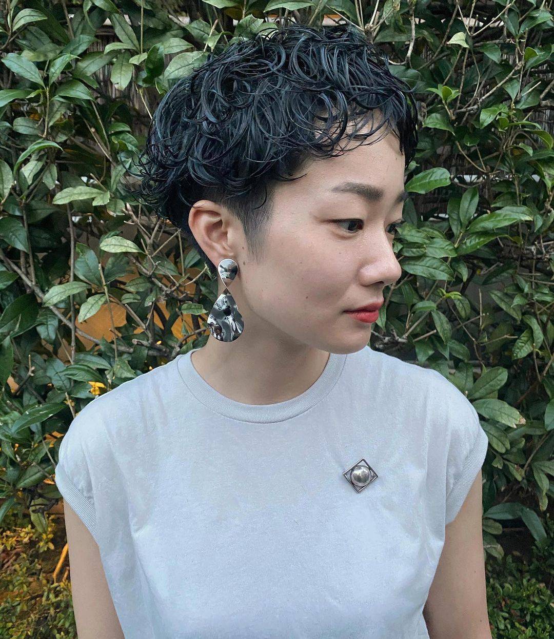 发型女人30岁发型怎么剪？我看好这4种，立体时尚气质好