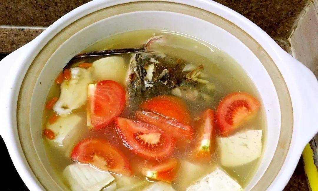 炖豆腐汤放什么调料 a1bbc6c98b1e4b52a7f62de7e61f6f9d.jpeg