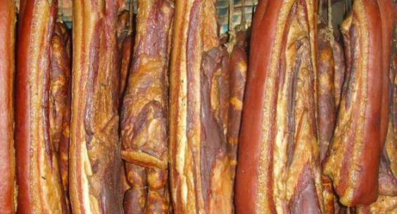 怎么把肉做成饲料 08f1c40976bb4aefb928479d0bb6deea.jpeg