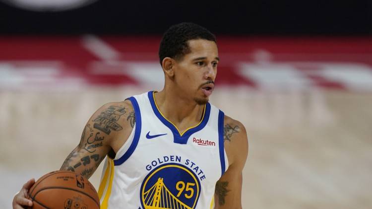 原创239三分乱发牌他靠血性赢勇士尊重若不摆脱低迷恐无缘留队