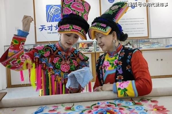 四川北川:“天才妈妈” 羌绣梦想工坊第一期羌绣培训开班_云珍_公益_项目