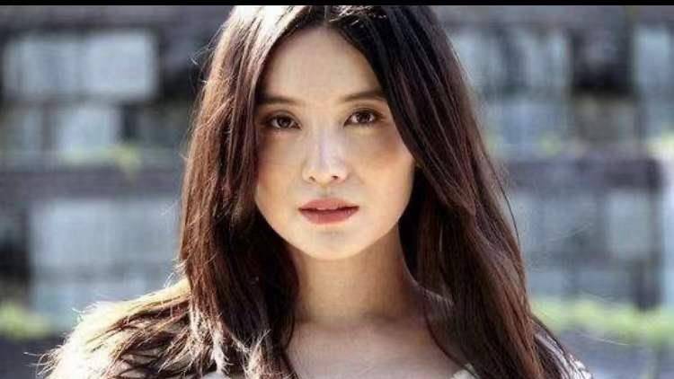 刘蓓|小宋佳:介入刘蓓婚姻,却拒嫁张黎,转身投入音乐才子的怀抱