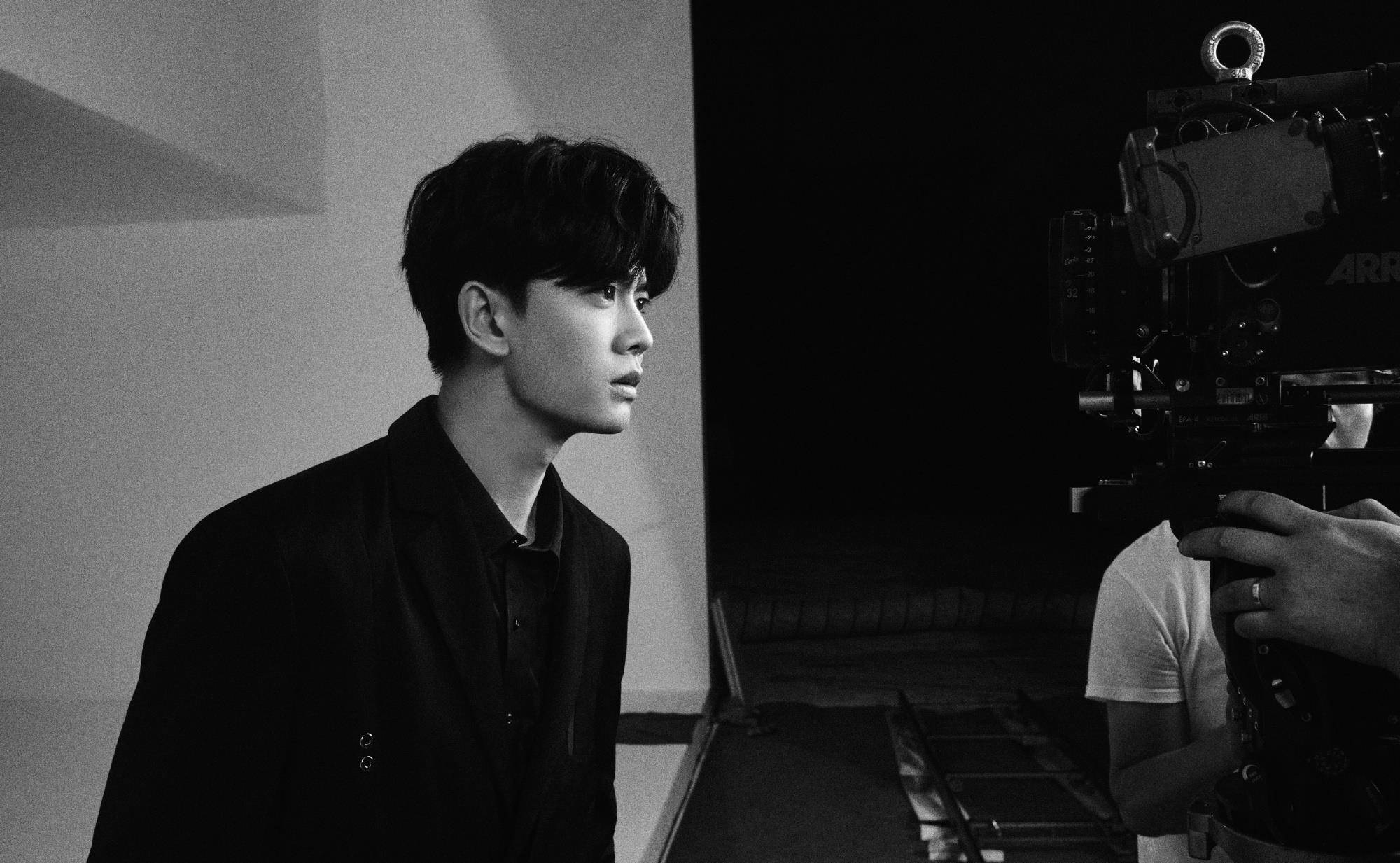 有酒窝的男演员名单 7df3eecfd3f74843b7b7071ed1725941.jpeg