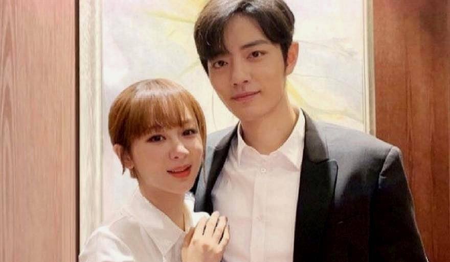 微博之夜杨紫肖战李现同台 d1b12aab2e2246f79c319141f07eaa14.jpeg