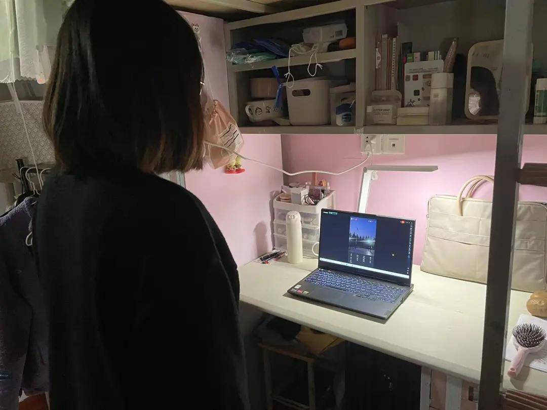 网络|青春有热血，战疫显担当丨西京学院举行升国旗仪式