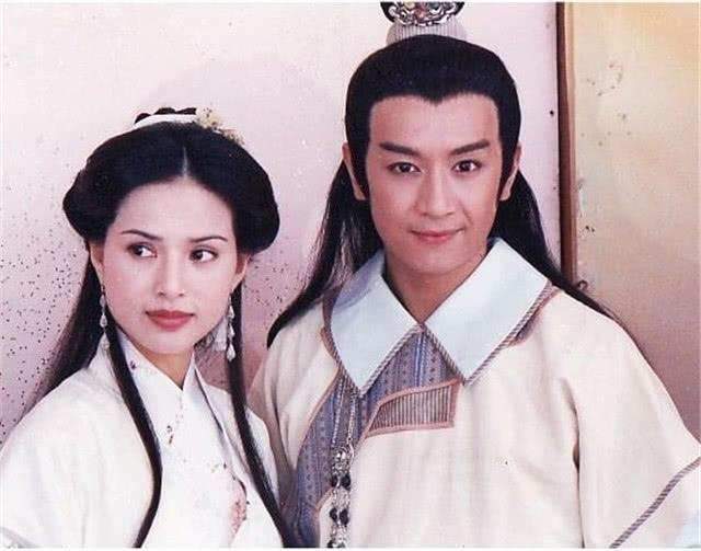 因为男明星整容后遗症更可怕，有的变成悲伤蛙，有的差点认不出来