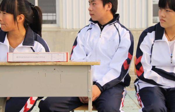 如何正确选择职业高中 ccf22d76eb124349bdd8e654a6a86111.jpeg