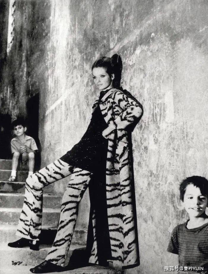 �ݳ�Ʒ����֮��Ļ����޶�PK,˭Ӯ��?