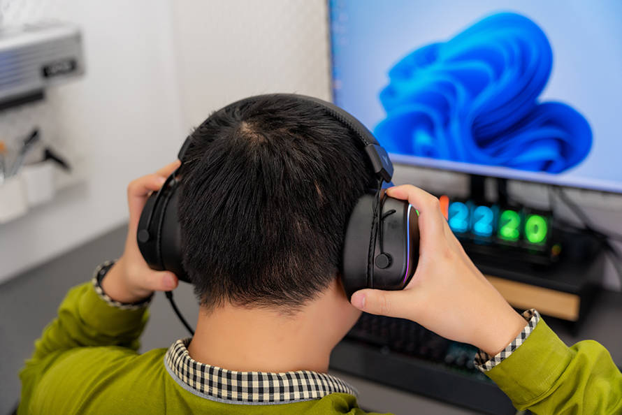 雷柏VH650游戏耳机评测 舒适好用的性价比电竞装备