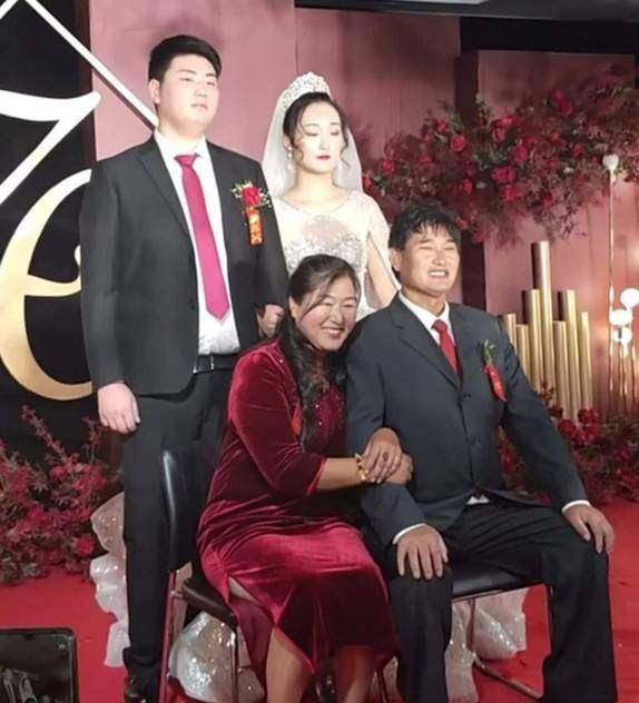 大衣哥家最新消息今天 2c3d3ddfb55444a08cf13938d00a1cd0.jpeg