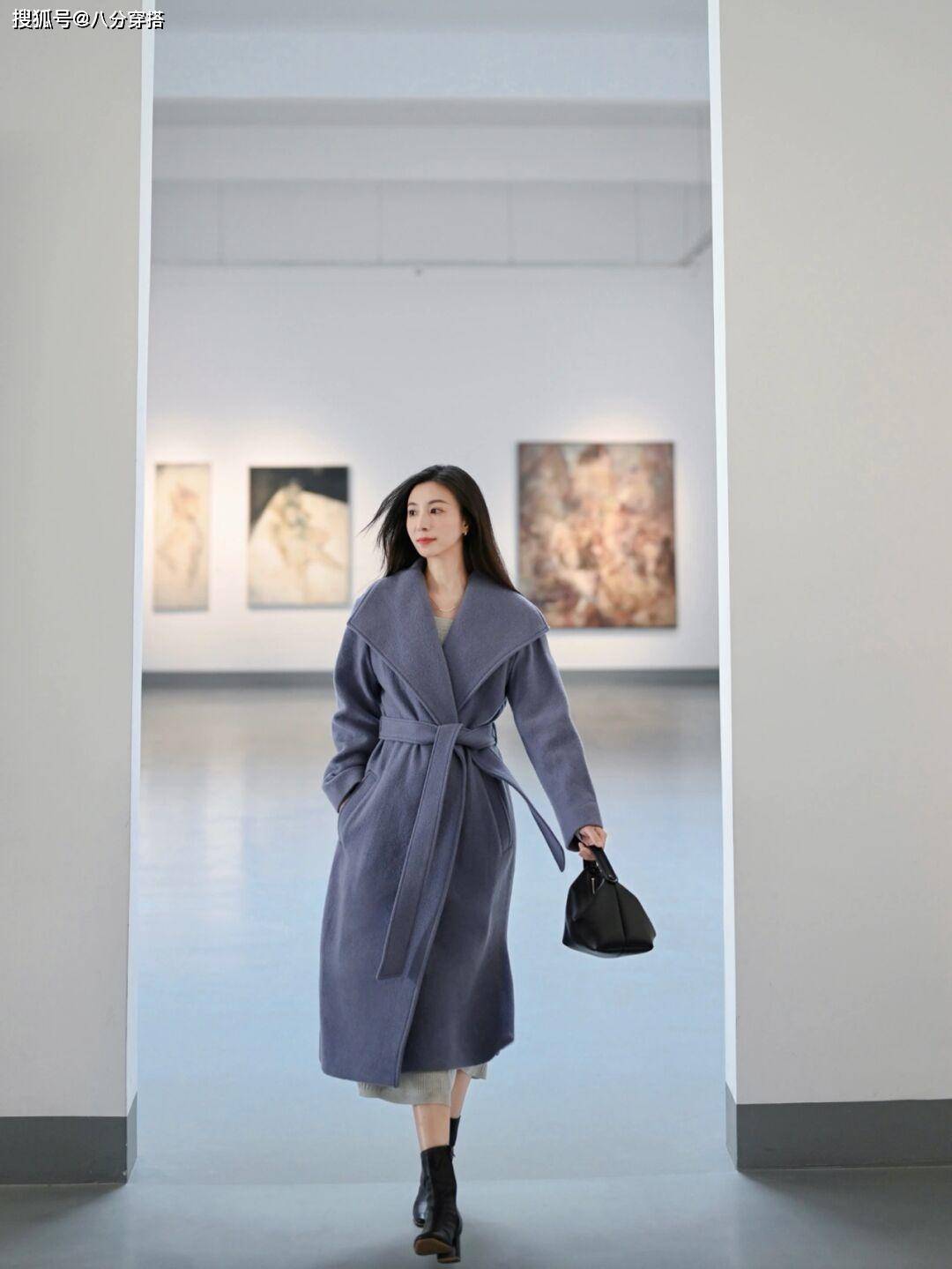 颜色 冬季穿衣想要打破沉闷感？学学这些大衣搭配，温柔显白又不挑人