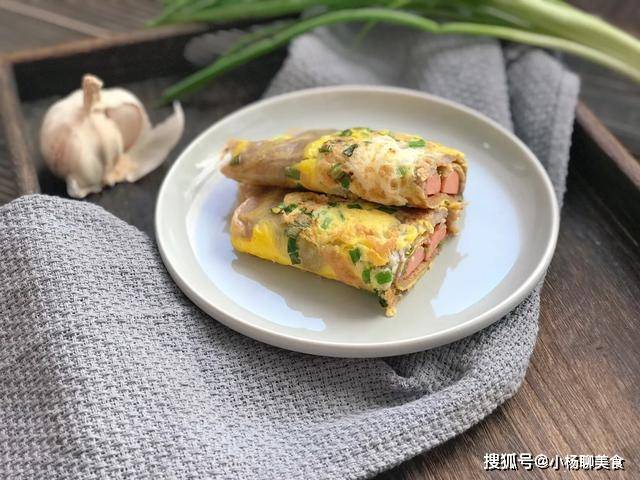 煎饼|冬天给孩子做此早餐饼,不和面拌一拌,又香又软,挑食孩子也爱吃