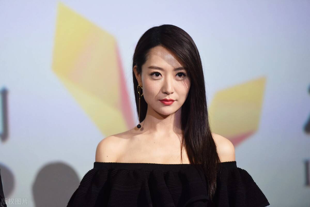 这6位女星"桃花眼"太美了,灵动中透着风情,一颦一笑堪称绝色_何晴