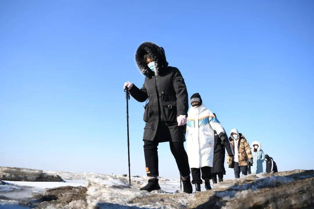 穿越|红海滩景区，掀起冬日冰雪运动“热浪潮”