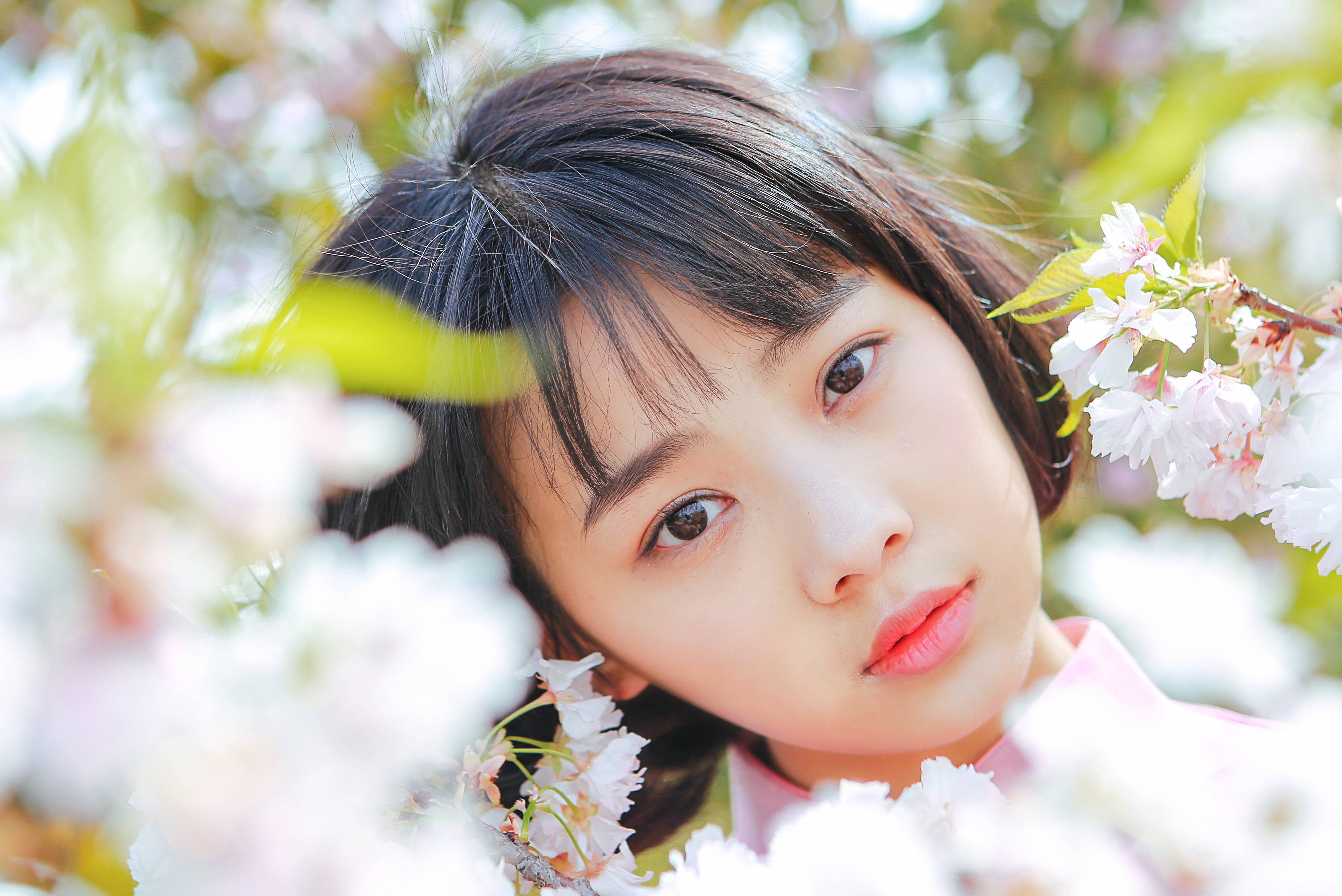 鲁照华写真005期欢娱旗下女演员清新脱俗女明星中的清流