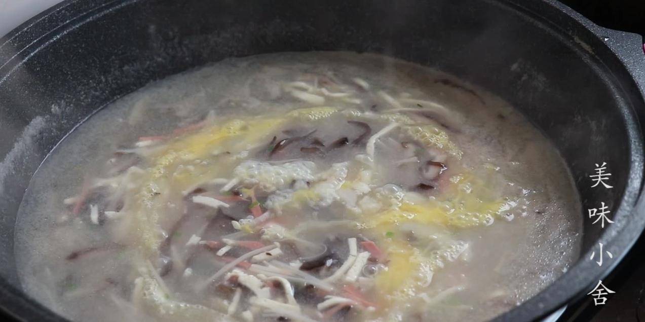 酸辣汤的家常做法视频教学 60565a15289842d885162435f4a89a22.jpeg