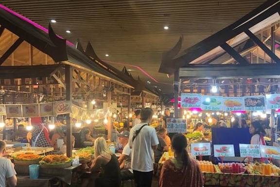 曼谷街拍：为什么全球游客最多的城市会是曼谷？