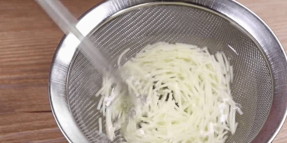 食材|早餐别煮面了,营养辅食拿着吃,5分钟做一锅,宝宝天天吃不腻