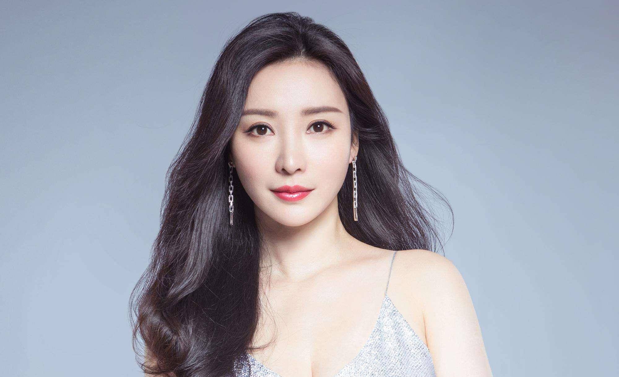 平常心是哪个女网红 cd2eb9f52dd14591922489446c755aeb.jpeg