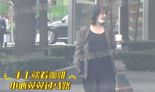 大儿子|女演员李小萌二胎生子！用力3小时脸部发肿，自曝顺产太疼出血多