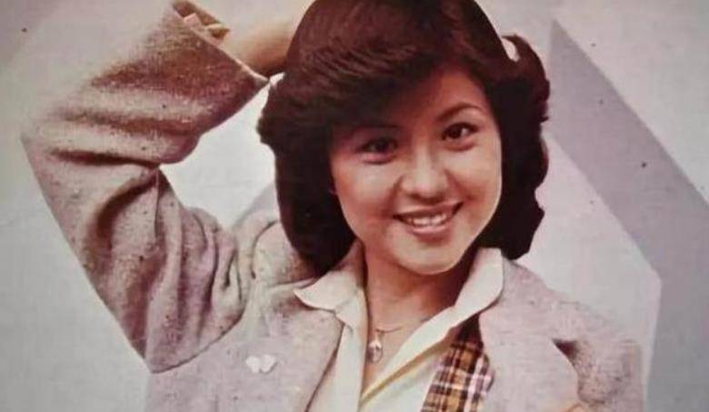 她和吕良伟是同学,与赵雅芝同剧比美,复出后常扮演配角_廖安丽_时候_丈夫