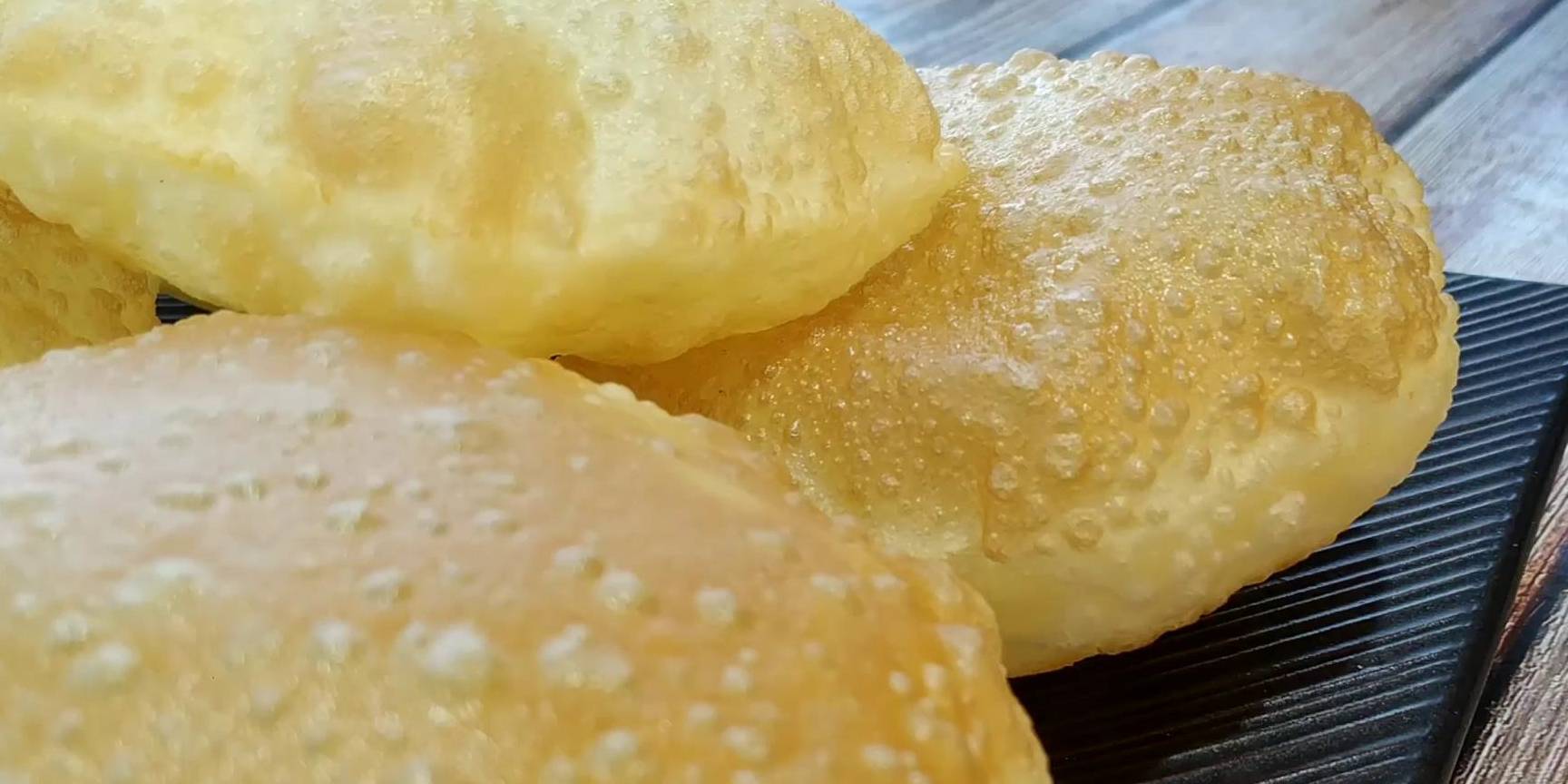 做法|最快速早餐饼，一碗面，开水一烫，个个空心鼓大泡，比油条还好吃