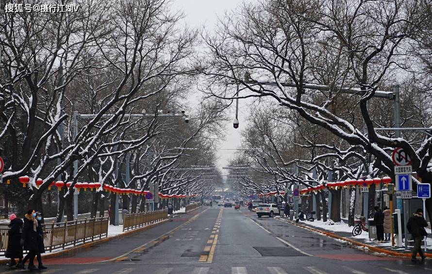 老舍,郁达夫等都描述过北平的冬天,冷,北风将街道吹的干干净净,没有