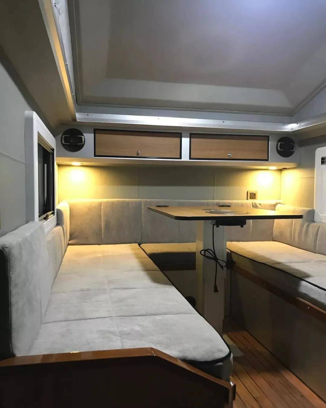 越野suv它诗和远方南极星探险家越野拖挂房车