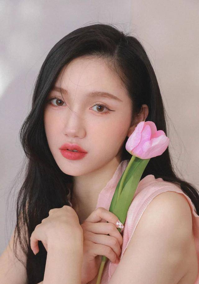 什么我的妆容日记：精致妆容的背后隐藏着什么？