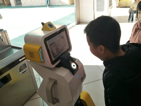 校园|学前教育大数据时代| 沃柯雷克晨检机器人打造幼儿园的“健康中枢系统”