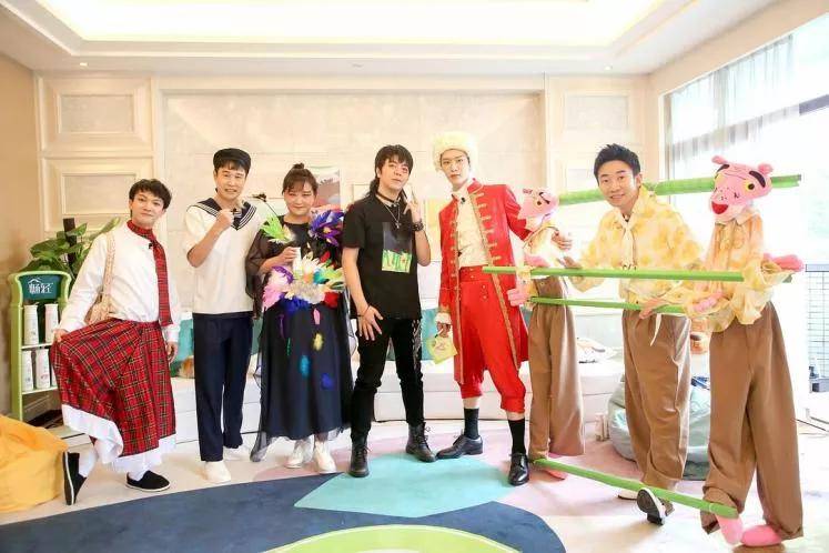 兄弟|户外综艺盘点:是更好笑了还是越来越不好笑了?