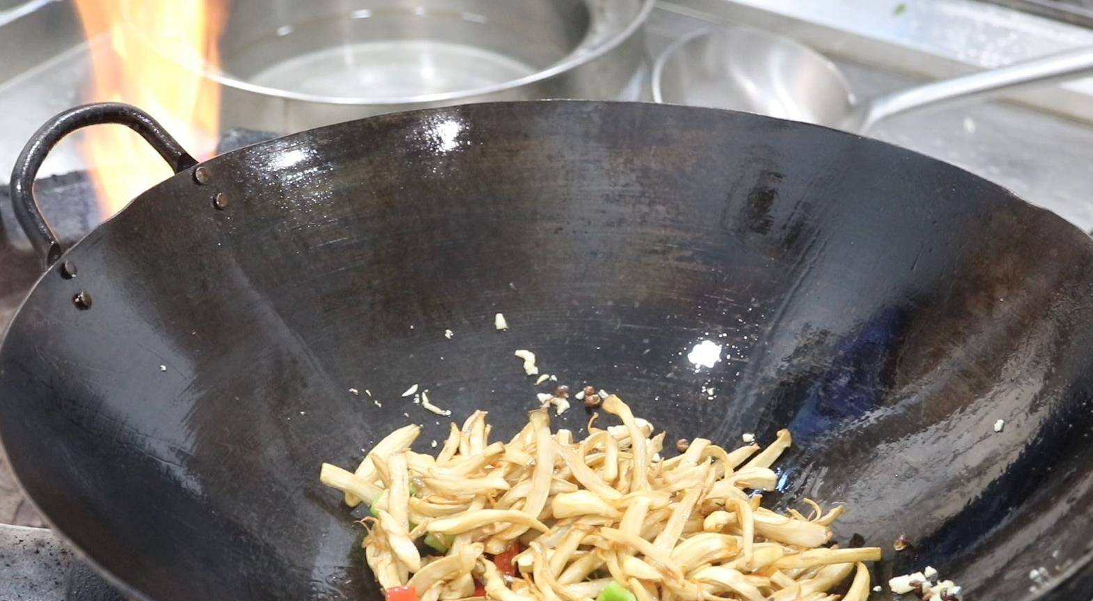 怎么快速做饭又简单又好吃 0f54e207c0d74852b3fe7727708cf75b.jpeg