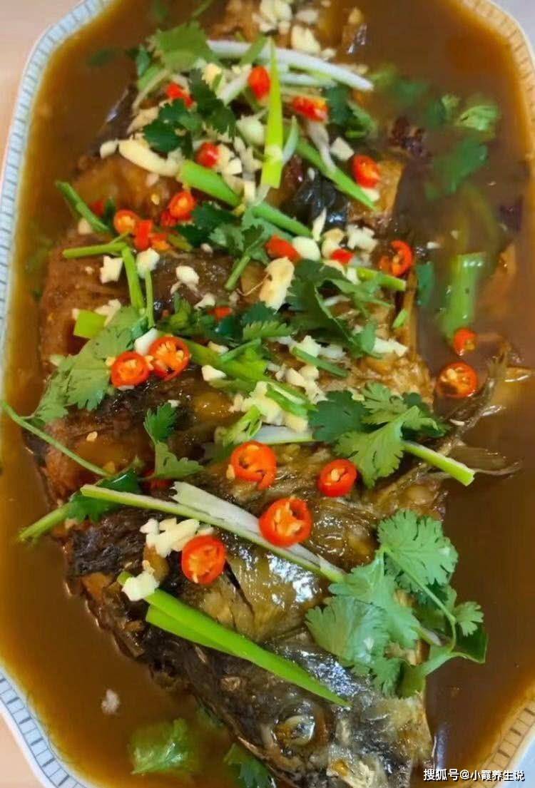 什么菜适合炖鱼 4534690593e94ced97b2885dcab567c6.jpeg