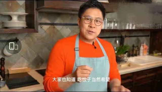 郭晶晶 郭晶晶私下生活照罕见曝光！穿针织衫变贤妻良母，换造型颜值高