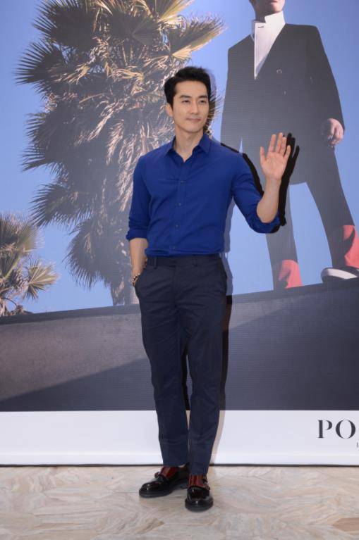 他人设翻车被抵制,他爆红亚洲_赵寅成_玄彬_李准基