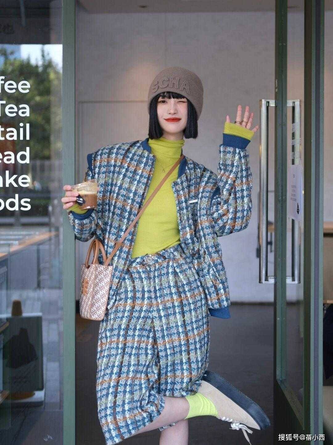 牛油果 新年多穿流行色,这4种超显白的色彩真高级,搭配思路都总结好了