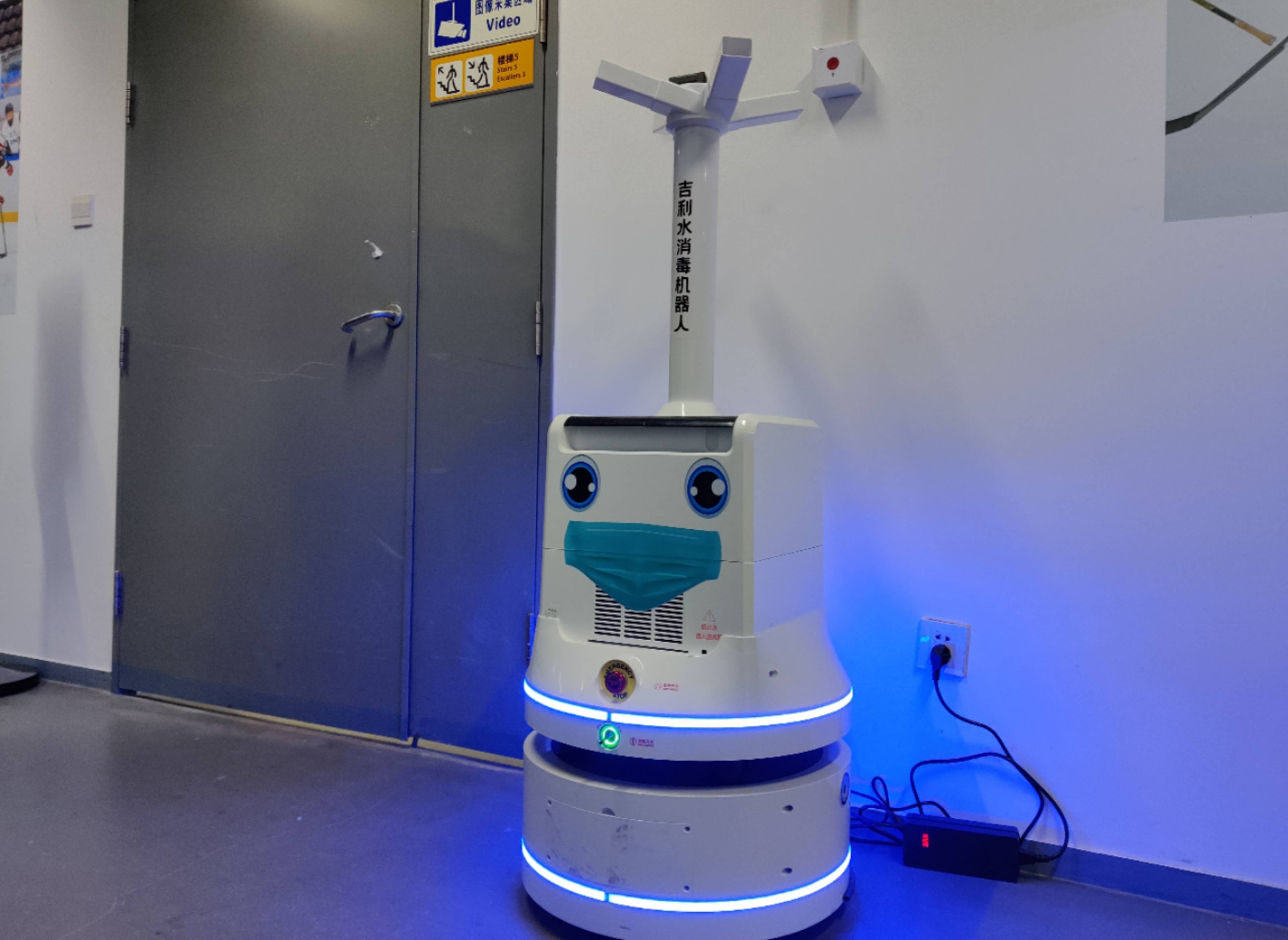 北京冬奥展现绿色科技quot智能防疫员quot一秒便可查验完成