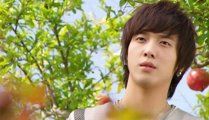 屡遭队友插刀陷害全网黑,心疼宝藏男孩郑容和_姜敏赫_公司_时候