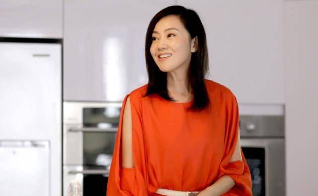 闵帅拿汉堡插蜡烛为儿子庆生？闵鹿蕾儿子
