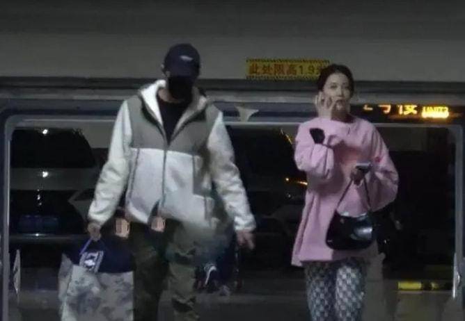 然而细眉细眼极具东方女性特点的刘玉玲还是被慧眼识珠的