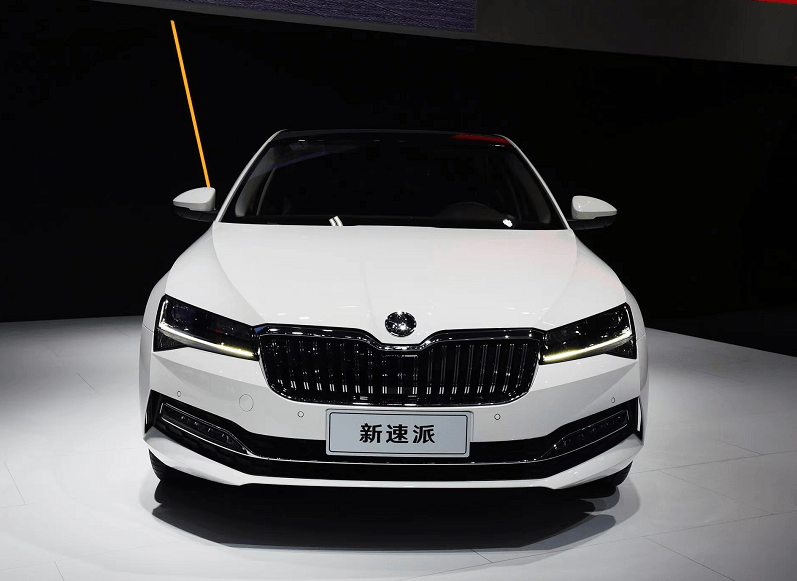 2022款斯柯达速派上市1699万元起售车型选择精简配置升级