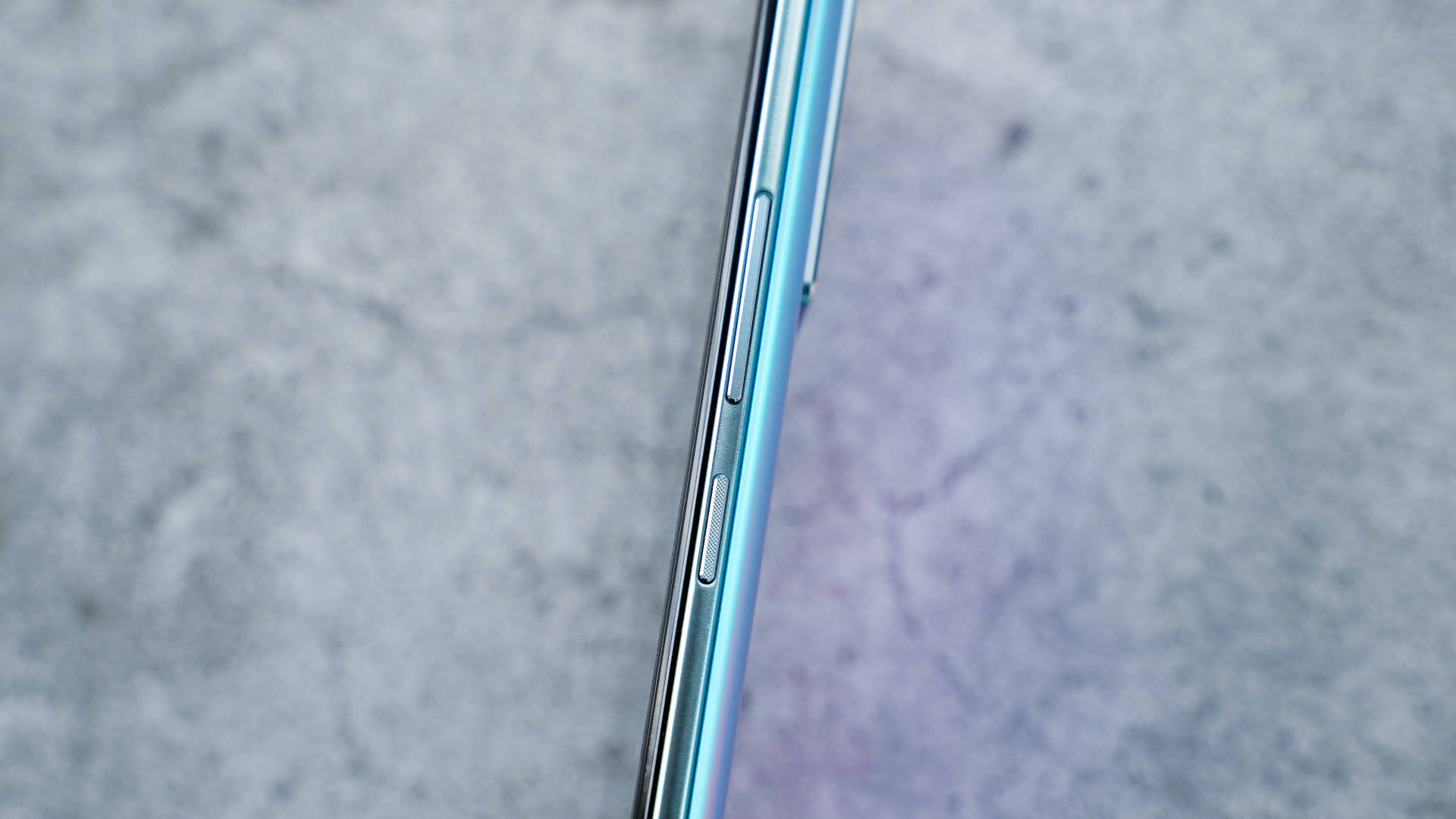 新机换新机还在纠结？要颜值还要性能，选iQOO Neo5S准没错！