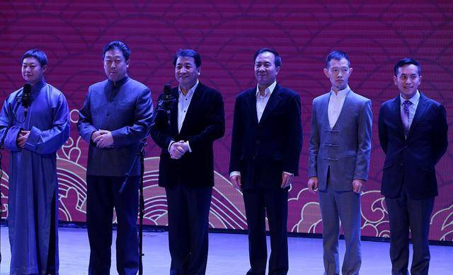 姜昆相声全集完整版春晚 ec11e9e000094f739d3a13a9fe93f10f.jpeg