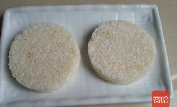 大米怎么做好吃又简单易学 fe5b23788dc8479b97689baa3301c718.jpeg