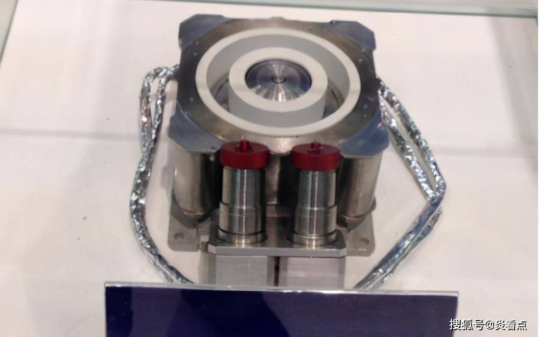 图为霍尔电推众所周知,任何物体移动都需要动力,比如汽车需要发动机