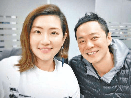 颜值巅峰是几岁男人 d66f29bbd289475cb58e86b08d96a284.png