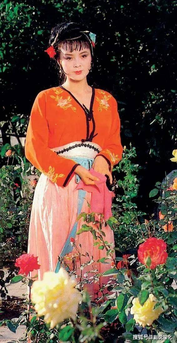 传统 服装师集体阵亡！古装剧除了交领长袍，就没别的款了？