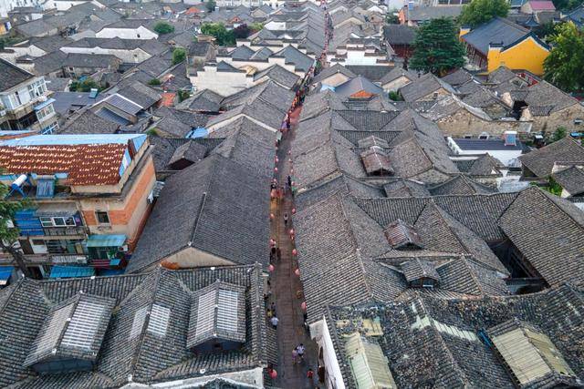 南京这条古街有点意思，距今900多年，长达630米，被称一字街