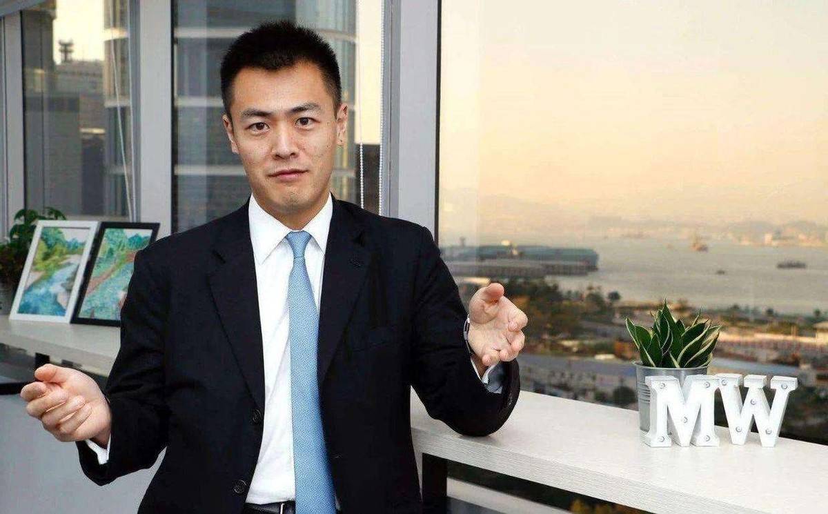 刘銮雄_刘鸣炜_香港