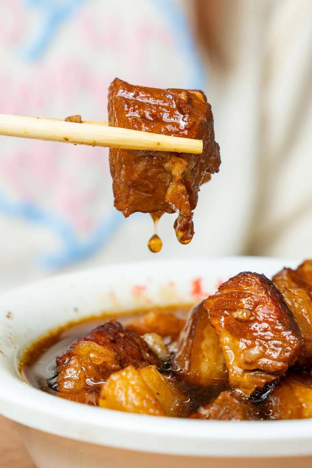 坛肉的汤汁十分浓郁大家也可以点坛肉套餐我是单点的坛肉虽是一小碗